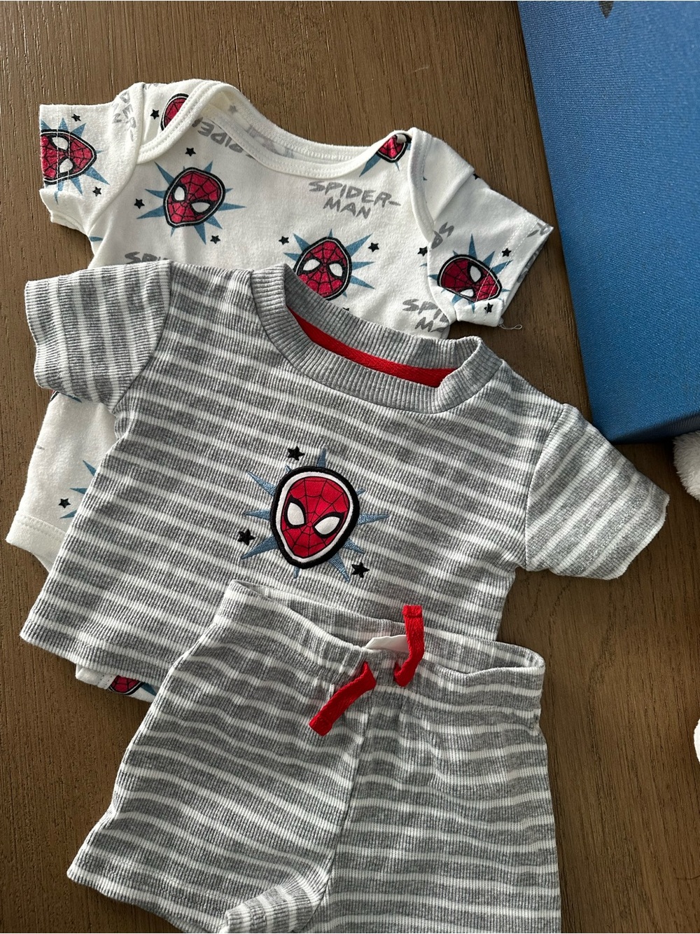 Baby boy bundle - 0–3/3 m.